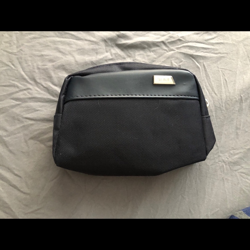 Tumi pouch